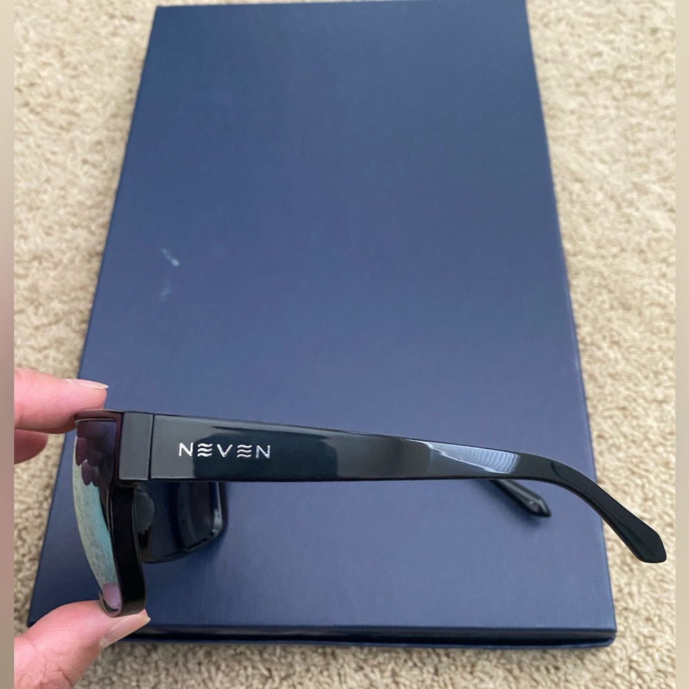 NEVEN SUNGLASSES - Picture 2 of 5